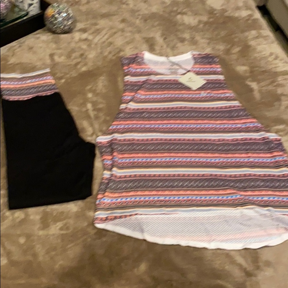 multi line muscle tank with matching rib legging - Picture 3 of 6